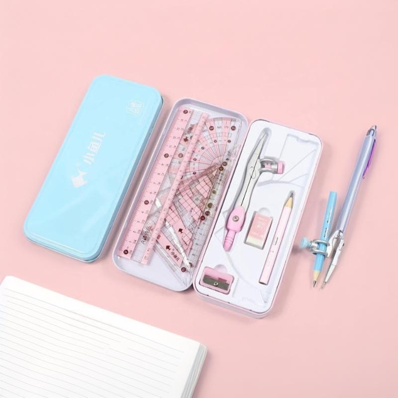 Math Geometry Set With Compass - مجموعة أدوات رسم هندسية تتكون من